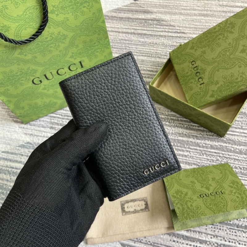 G*u*i wallets & purse